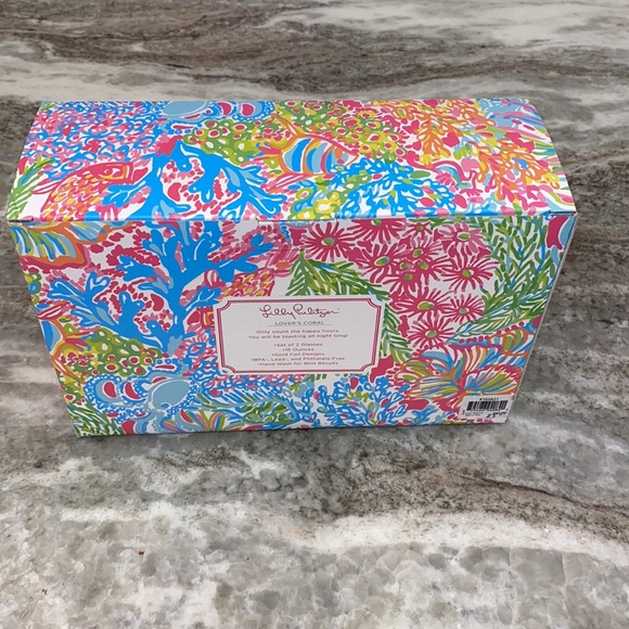 NWT Lilly Pulitzer “Flamingle” 16 ounce Stemless Wine Glasses - Picture 3 of 3